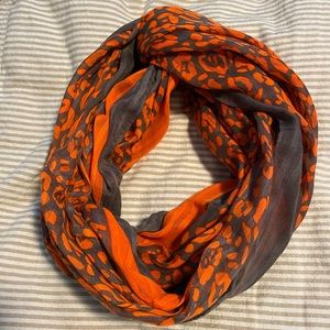 Infinity scarf